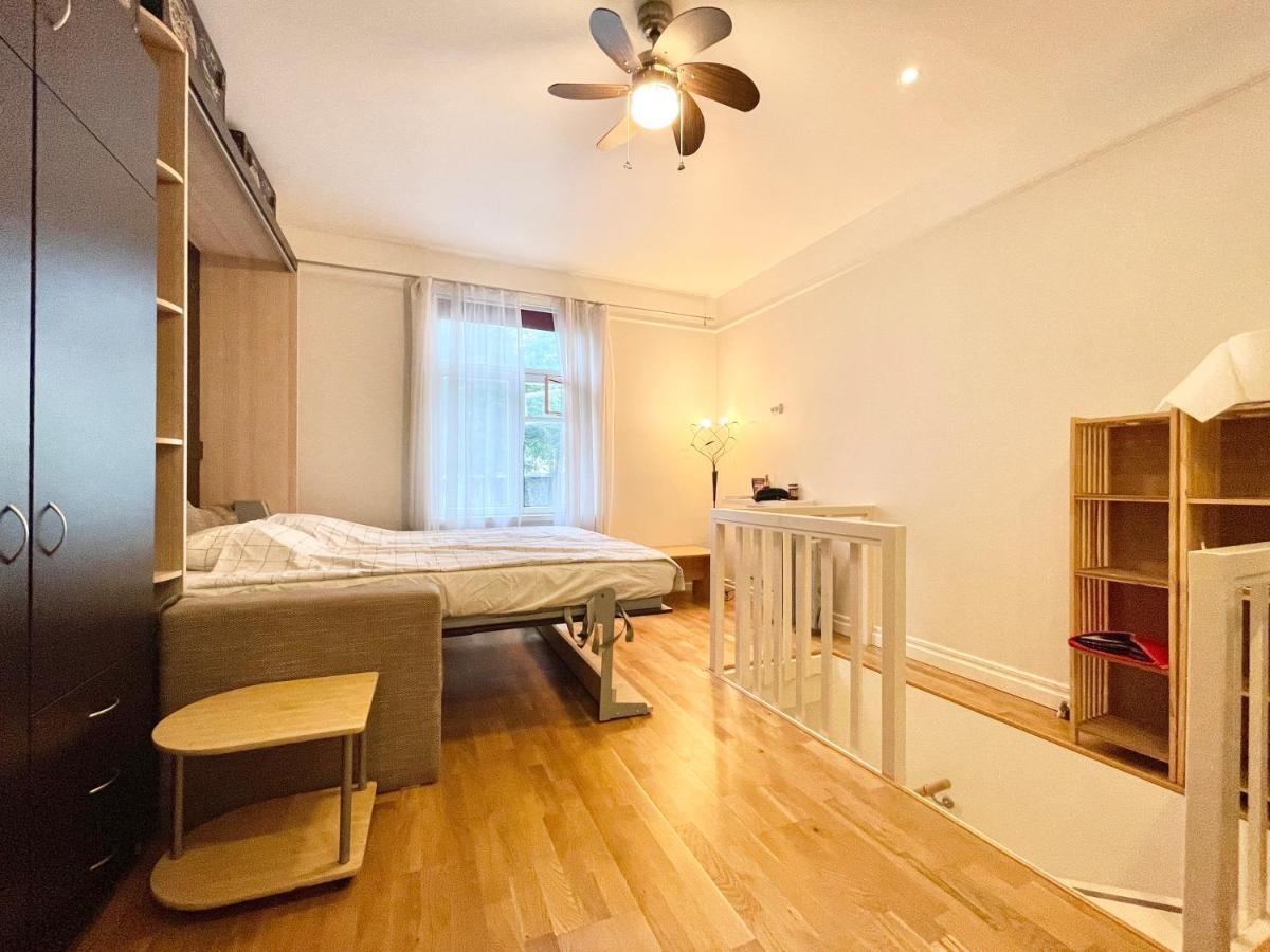 Cosy Studio In Historical Building. City Center Apartment Tallinn Bagian luar foto